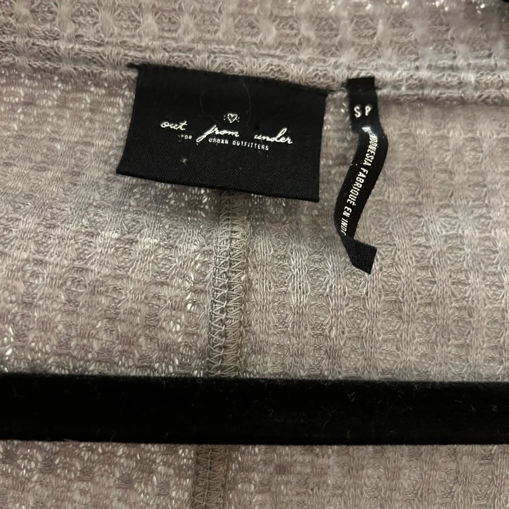 Urban Outfitters Sweater Top - Picture 3 of 5